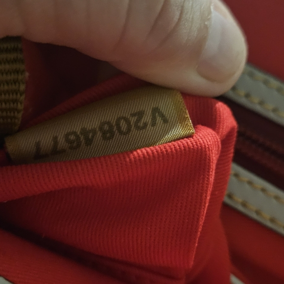 Dooney & Bourke Light Grey Gray Florentine Dome Satchel - Picture 13 of 13